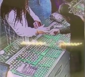 Çekmeköy'de Spa Merkezinde Ise Baslayan Sahis, Ikinci Is Gününde Altin Bileklik Çaldi