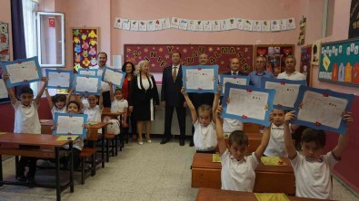 Edirne'de 55 Bin 417 Ögrenci Karne Heyecani Yasadi