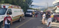 Meksika'da Otobüs Kazasi Açiklamasi 9 Ölü, 28 Yarali