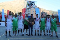 Hakkari'de 3X3 'Sokak Basketbol Sampiyonasi' Basladi