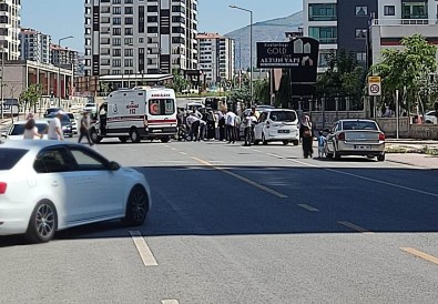 Malatya'da Otomobille Çarpisan Bisikletli Agir Yaralandi