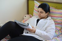 Trafik Kazasi Geçiren Genç Sinava Ambulansla Geldi