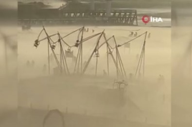 Fransa'nin Normandiya Kiyilarini Firtina Vurdu Açiklamasi 1 Ölü, 5 Yarali