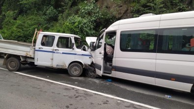 Trabzon'da Trafik Kazasi Açiklamasi 3'Ü Agir 5 Yarali