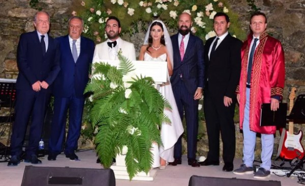 Okan Turan ve Katre Yırtıcı evlendi!