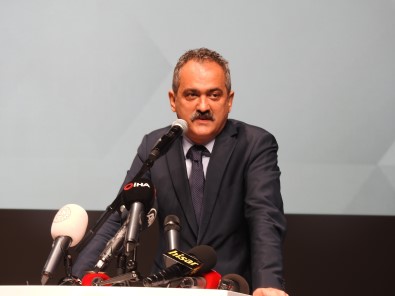 Meslek Lisesinde Okuyanlarin Ailesine Aylik 500 Lira Verilecek