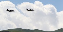 Rusya'ya Ait Su-25 Tipi Savas Uçagi Ukrayna Sinirinda Düstü