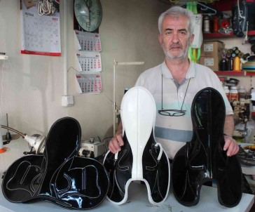 Küçücük Bir Dükkandan Dünyaya Açildi