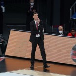 Olympiakos, Bartzokas'in Sözlesmesini 2025 Yilina Uzatti