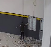 Çaldiklari 55 Bin Liralik Kablolari Satmaya Çalisirken Yakalandi