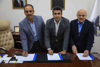 Bingöl Belediyesi Isçilere Yüzde 55 Zam Yapti