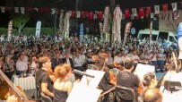 Tarsus'ta 50 Kisilik Dev Orkestra Esliginde Allegra Ensemble Konseri