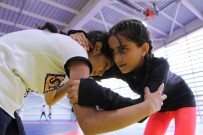 5 Ay Önce Basladigi Güreste Türkiye Sampiyonu Oldu