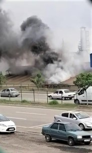 Demir Çelik Haddehanesinde Korkutan Yangin