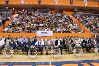 Toros Üniversitesi'nde Mezuniyet Coskusu