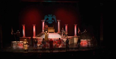 'Keykubad' Adli Oyununun Ilk Gösterimi Yapildi