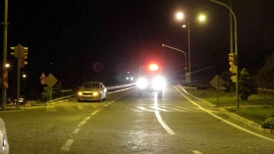 Marmaris Yangininda Canla Basla Çalisan Ekipler Alkislar Ile Ugurlaniyor