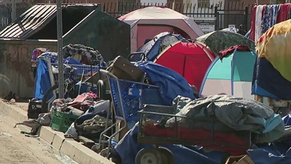 ABD'de binlerce evsiz yüksek sıcaklıktan öldü!
