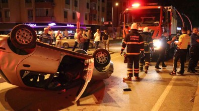 Edirne'de Kontrolden Çikan Otomobil Takla Atti Açiklamasi 2 Yarali