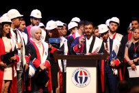 Gaün Mühendislik Fakültesinde Coskulu Mezuniyet Töreni