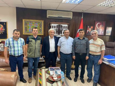 Osmaneli Belediyesi Toptanci Hali'nin Tahil Alimlari Degerlendirildi