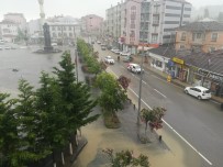 Valilik Uyardi Açiklamasi 'Siddetli Yagislar Saat 21.00'E Kadar Devam Edecek'