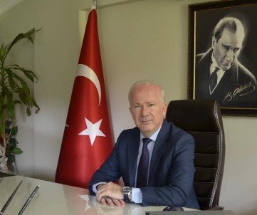 Aydin Eczacilar Odasi Baskani Karaarslan; 'Eczacilar Zor Durumda'