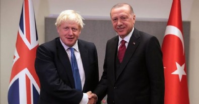 Başkan Erdoğan'dan Madrid'de kritik görüşme! Boris Johnson ile bir araya geldi