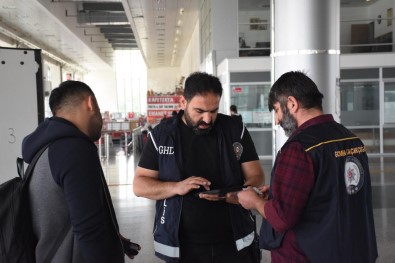 Düzensiz Göçle Mücadele Operasyonlarinda Bin 543 Düzensiz Göçmen Yakalandi