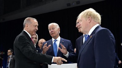 Erdoğan, Biden, Johnson ve Stoltenberg arasındaki sohbette 'Çok güzel' detayı: Kahkahalar havada uçuştu