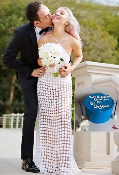 Ece Seçkin'den eşine itiraf!