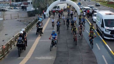 Bisiklet Gününü Pedal Çevirerek Kutladilar