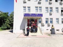 Cinayetten Gözaltina Alinan 5 Süpheliden 1'I Tutuklandi