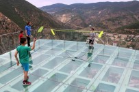 Gümüshane'de Adrenalin Dolu Badminton Antrenmani