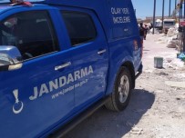 Merdivenden Düsen Insaat Isçi Öldü