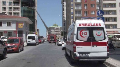 Esenyurt'ta Lüks Bina Alev Alev Yandi