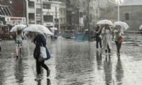Meteoroloji 'Dikkat!' diyerek duyurdu: Kuvvetli yağış, kuvvetli rüzgar, toz fırtınası