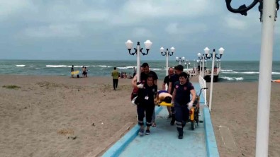 Tatile Gelen Genç Bogulma Tehlikesi Geçirdi