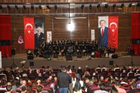 Türk Halk Müzigi Konserine Yogun Ilgi
