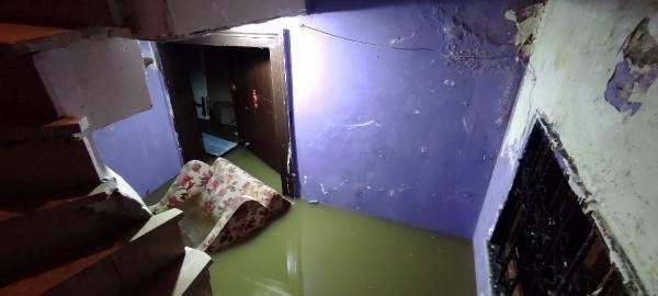 Şişli'de İBB çalışmasında kanalizasyon borusu hasar gördü daireyi atık su bastı: 100 defa aradım kimse gelmedi
