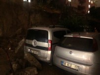 Ankara'da Istinat Duvari Çöktü, 5 Otomobil Zarar Gördü
