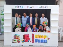 Suhut Kitap Fuari Açildi