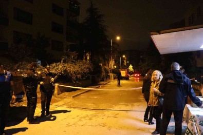 Ankara'da Istinat Duvarinin Yikilmasi Nedeniyle 4 Apartman Ve 1 Gecekondu Tedbir Amaçli Bosaltildi