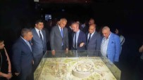 Göbeklitepe Sergisini Gezen Bakan Ersoy Açiklamasi 'Hedefimiz, 5 Yil Içerisinde 5 Milyon Yabanci Ziyaretçiye Ulasmak'