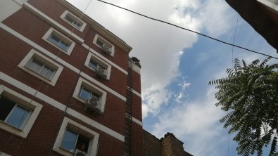 Turgutlu'da Intihar Girisiminde Bulunan Genci Vatandas Kurtardi