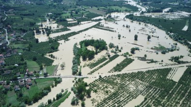 Selde Binlerce Dekar Alan Zarar Gördü