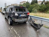 Maltepe D-100 Karayolu'nda Zincirleme Kazada 10 Araç Birbirine Girdi