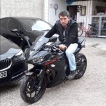 Otomobilin Çarptigi Motosiklet Sürücüsü Hayatini Kaybetti