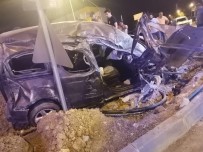 Tarsus'ta Trafik Kazasinda 1 Kisi Öldü, 2 Kisi Yaralandi