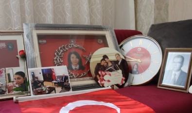 Kahraman şehidin hikayesini annesi gözyaşları içinde anlattı: 15 Temmuz gecesi çağrılmayı beklemeden gitti!